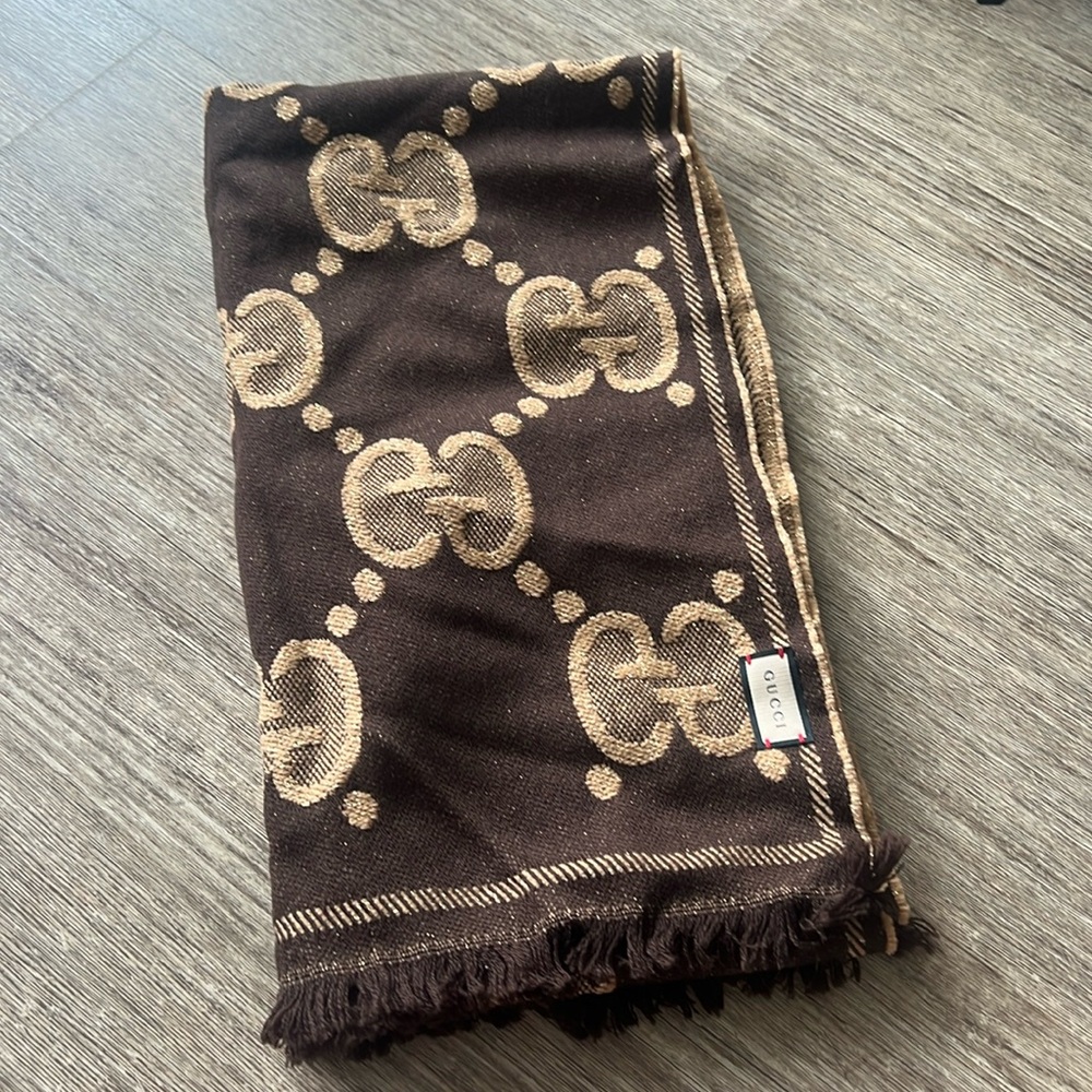 Gucci GG WOOL JACQUARD SCARF